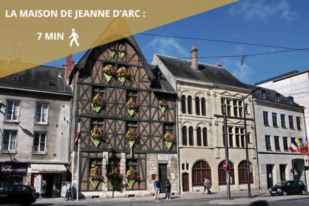 Appartement Charmant Studio Vue Cathedrale Quartier Historique à Orléans Extérieur photo